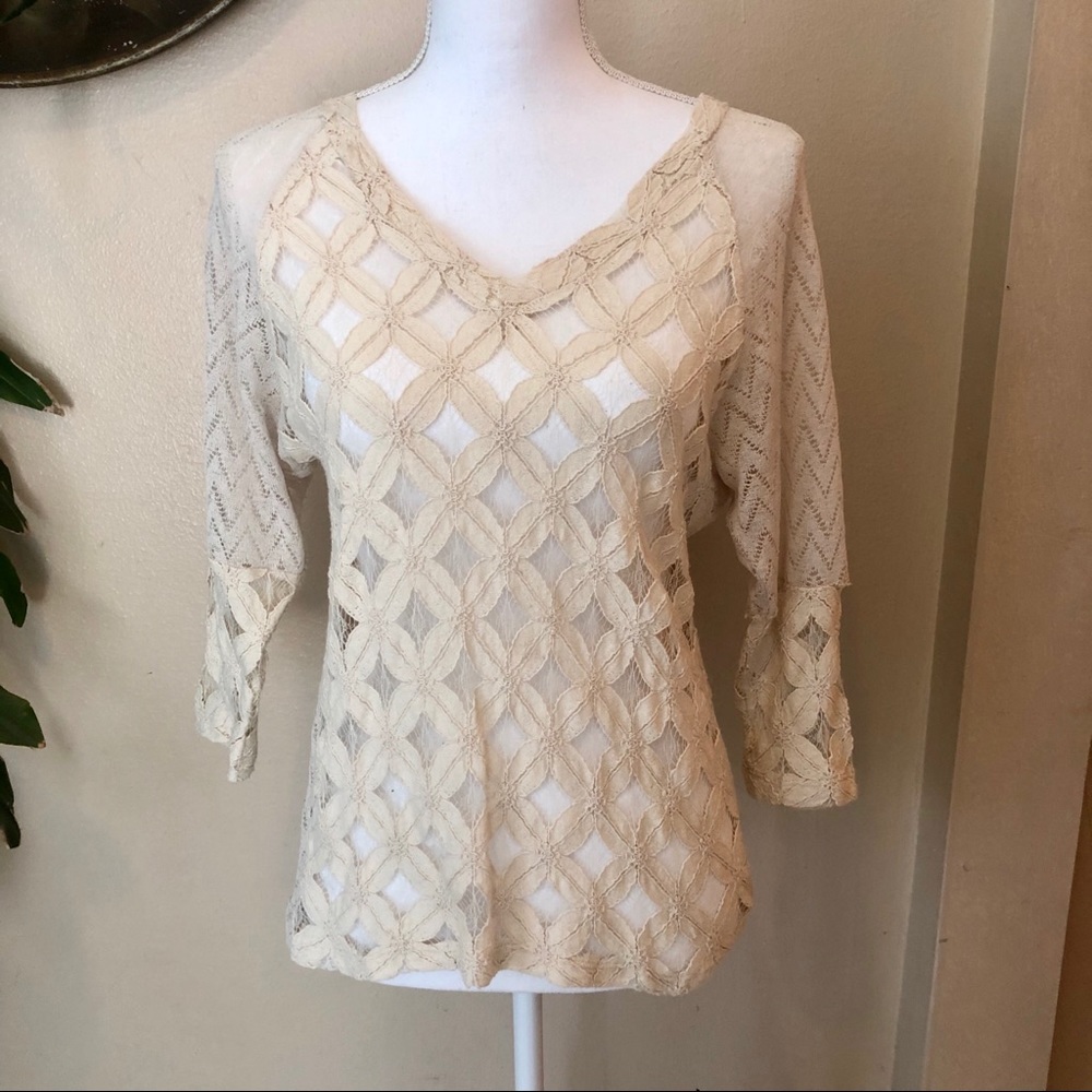 IDI By Matthew Lace Top